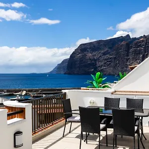 Ocean Panorama - 3 Ac Bedrooms, Private Garage, New Pool, 2 Bathrooms, Tv Channels Apartment Acantilado de los Gigantes